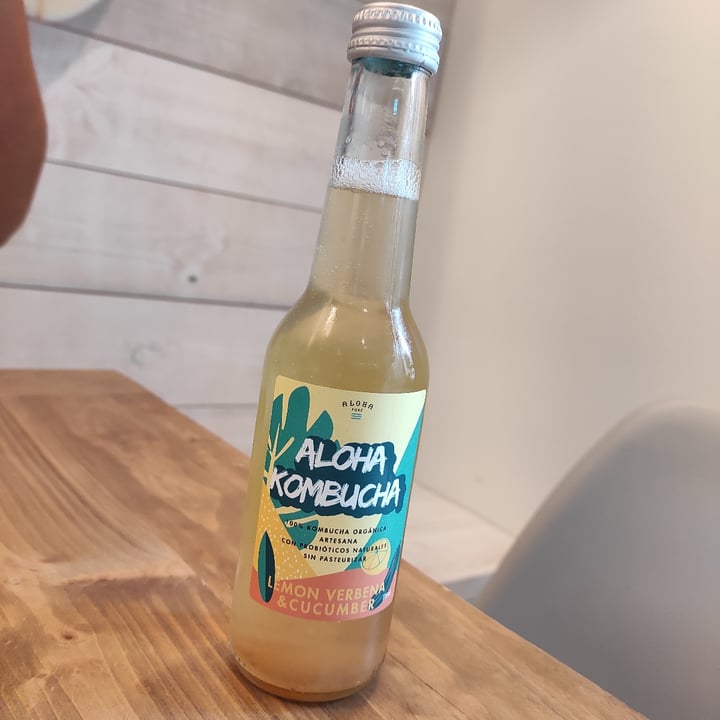 photo of Aloha Poké Kombucha lemon verbena shared by @juanitu on  10 Oct 2020 - review