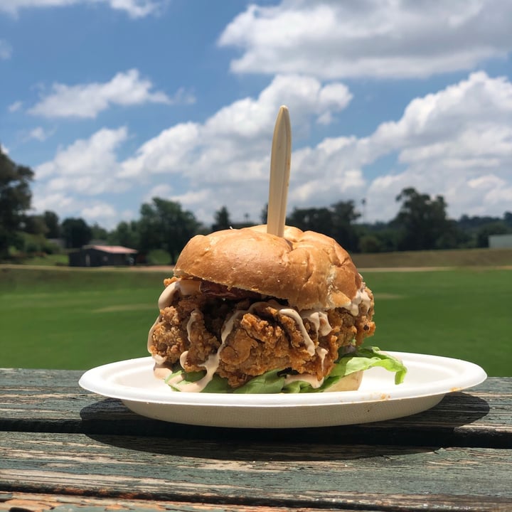 photo of Vegeata Fried CHICKUN shared by @domwestphal on  02 Jan 2021 - review