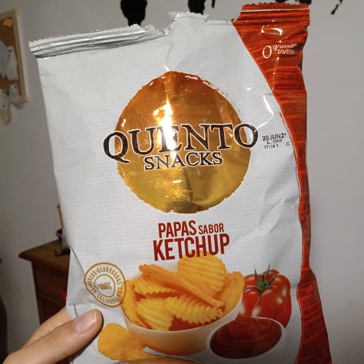 photo of Quento Snacks Papas Sabor Ketchup shared by @luciaduran on  22 Mar 2021 - review