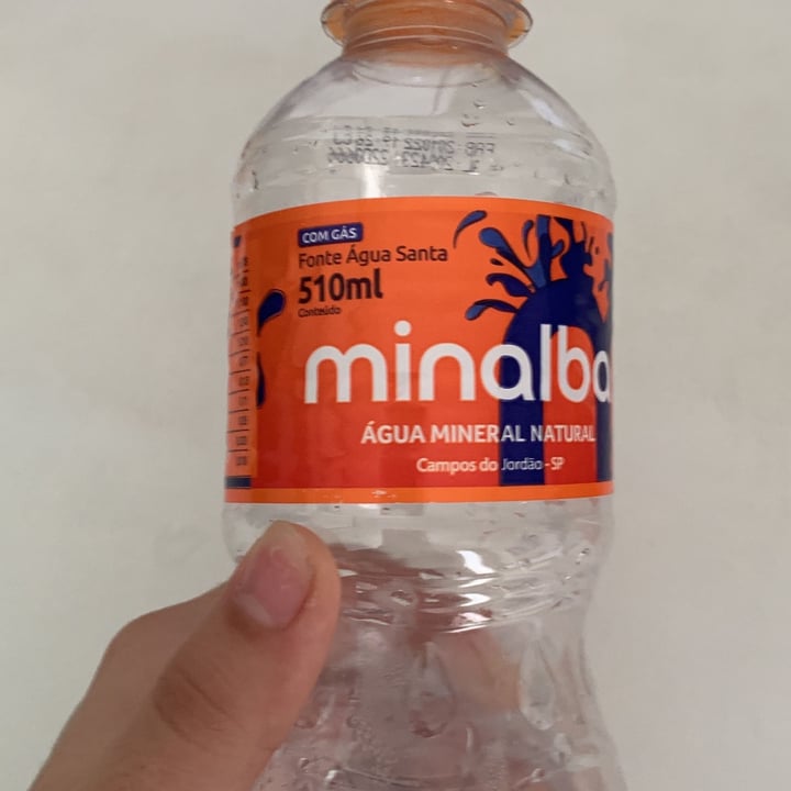 photo of Minalba Água mineral com gás shared by @laritah on  14 Nov 2022 - review
