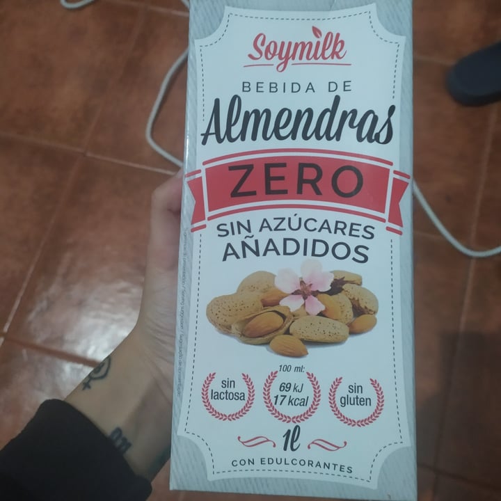 photo of Soymilke Bebida De Almendras sin Azucares Anadidos shared by @thyartispatt on  17 Nov 2020 - review