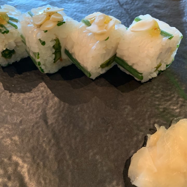 photo of Zushi Padova Figue Rolls shared by @aleglass on  02 Dec 2021 - review