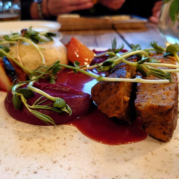 review photo of Kwiaciarnia Bistro i Bar Nie - GĘŚ shared by @janek on 11 Nov 2022 - review