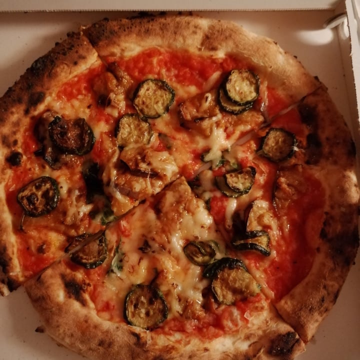 photo of Pizzeria Fratelli Roselli Pizza Ortoveg shared by @bettazara on  09 May 2021 - review