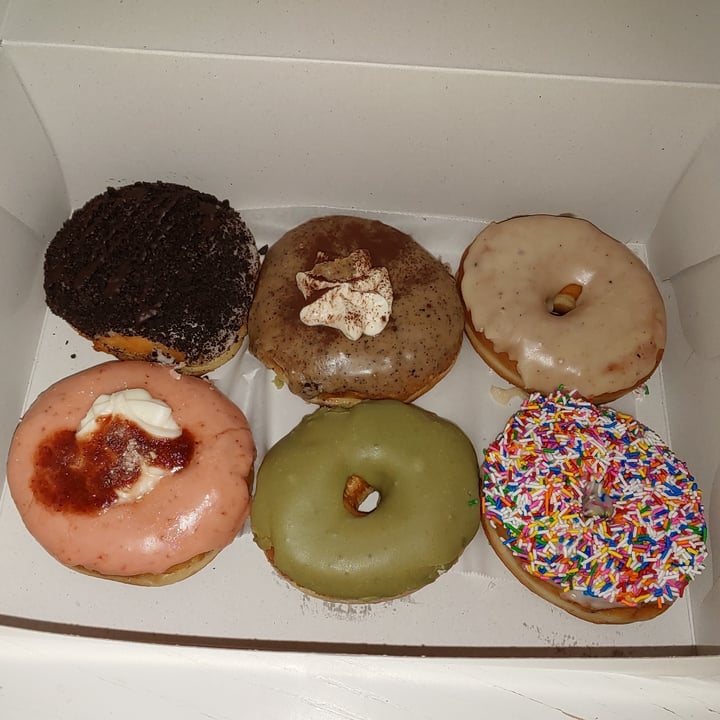 review photo of bloomer's Bayview Village Doughnuts shared by @fancyplants on 23 Apr 2022 - review