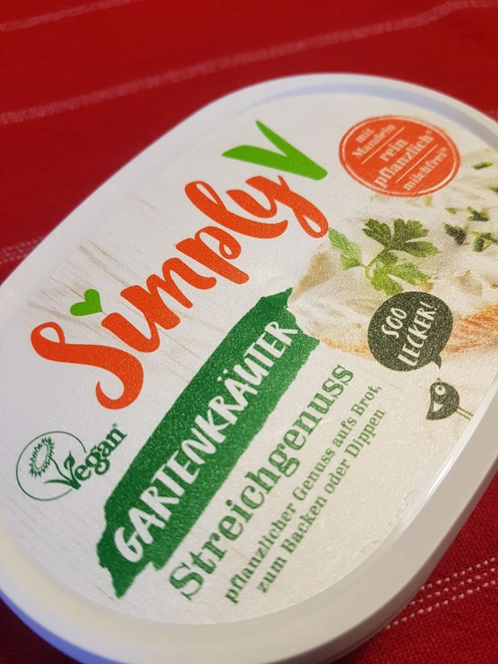 review photo of Simply V Cremiger Kräuter Streichgenuss shared by @tzlilgoldner on 15 Feb 2020 - review
