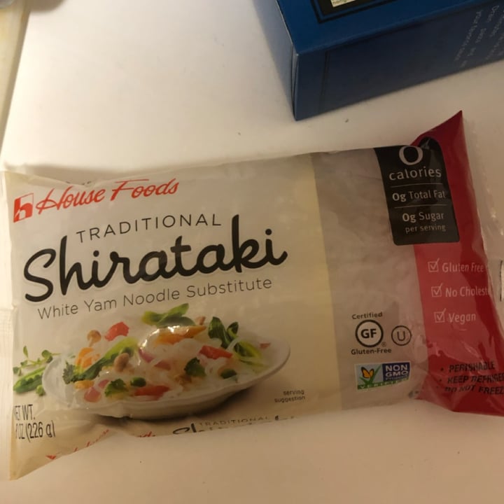 photo of House Foods Shirataki (White Yam Noodles) shared by @angelaaraujo on  17 Apr 2022 - review