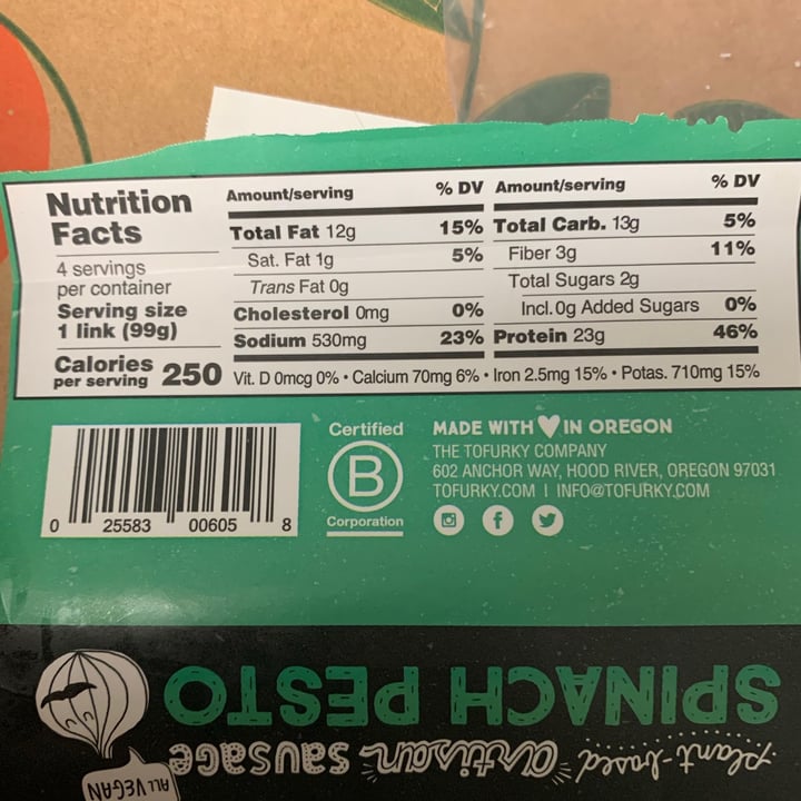 review photo of Tofurky Artisan Sausage Spinach Pesto shared by @pandatamzy on 25 Dec 2020 - review