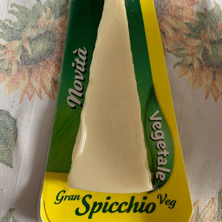 photo of Gran Spicchio io veg Alternativa Al Formaggio shared by @cchiachi on  19 Jun 2022 - review