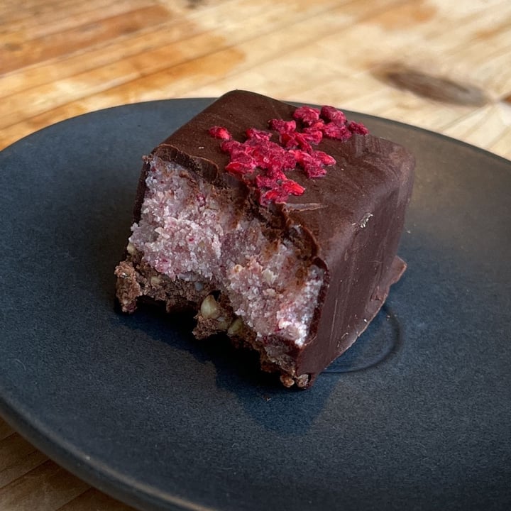 photo of Love Your Soul Lamington with Raspberry Jam shared by @veganadam on  09 Jun 2022 - review