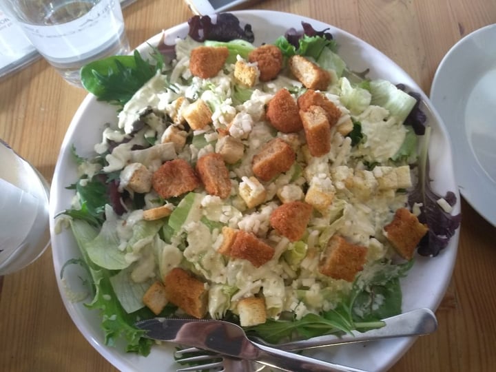 review photo of Pizzería Mano a Mano - Murcia Ensalada César shared by @vegan24 on 05 Jan 2020 - review