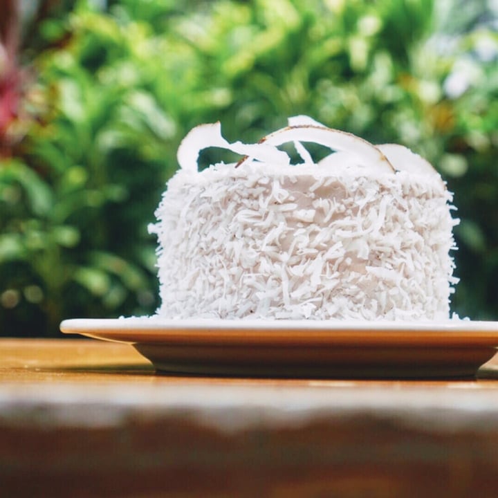 photo of Mezza9 Vegan Coconut Chocolate Cake shared by @waisum on  17 Mar 2020 - review