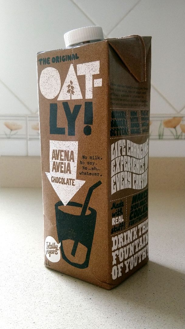 photo of Oatly Oat Drink Chocolate shared by @veg-ana on  26 Nov 2019 - review