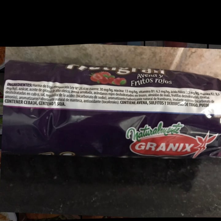 photo of Frutigran Frutos rojos shared by @guadacampo on  02 Oct 2022 - review