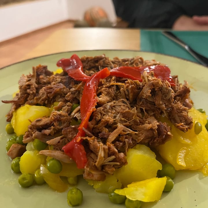 photo of O Viso Ecovillage Jackfruit Stew (Carne Estofada De Jackfruit) shared by @ambybevan on  30 Jan 2022 - review
