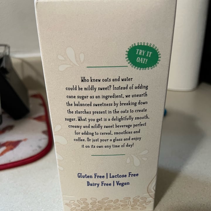 review photo of Trader Joe's Non-Dairy Oat Beverage shared by @gracemccarthy on 08 Aug 2022 - review