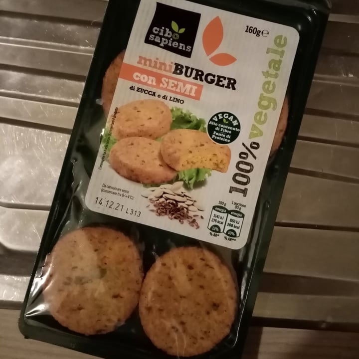 photo of Cibo Sapiens Mini Burger Con Semi shared by @valeveg75 on  15 Dec 2021 - review