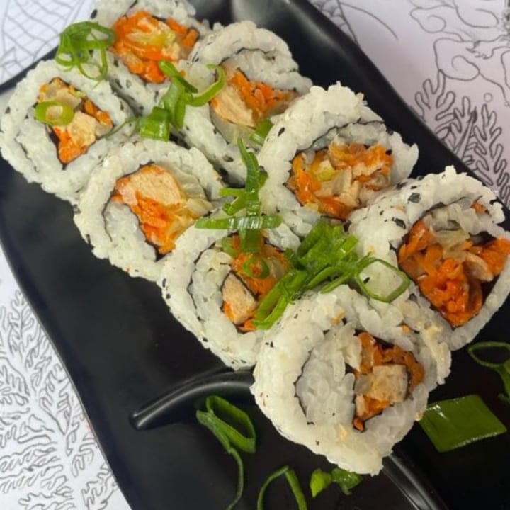 photo of Kora Vegan Sushi Uramaki de Legumes shared by @tafarelgrolli on  19 Jun 2022 - review