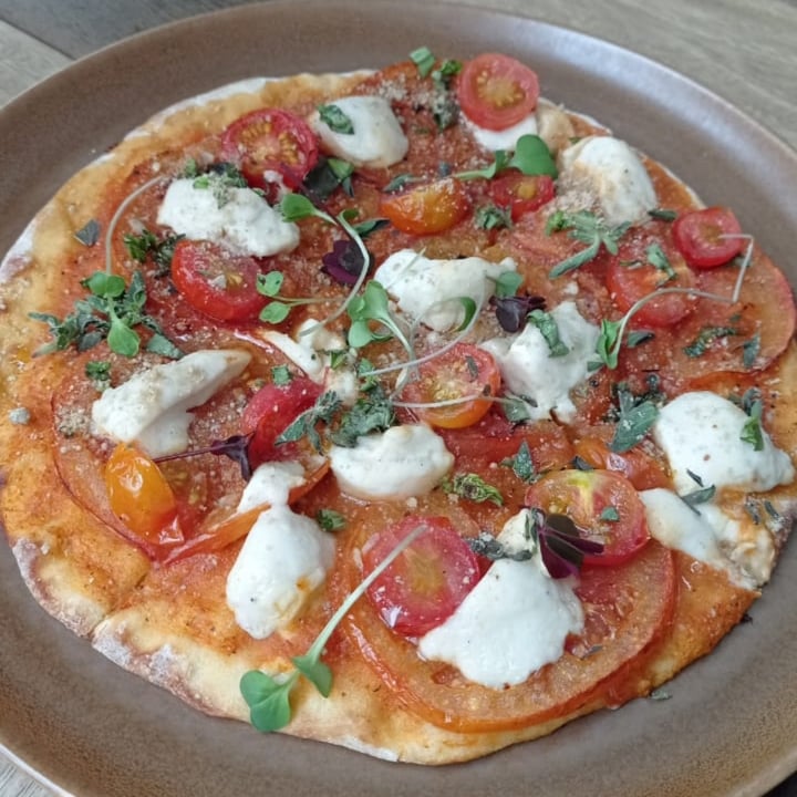 photo of Mi Manchi Pizza shared by @lauramartinez on  18 Sep 2021 - review