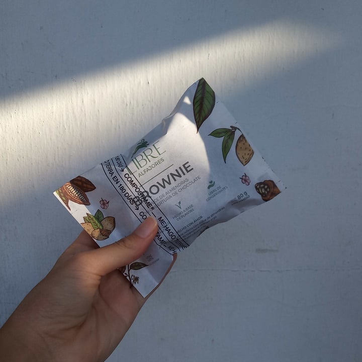 review photo of Libre cookies Alfajor brownie shared by @simosimon on 18 Feb 2022 - review