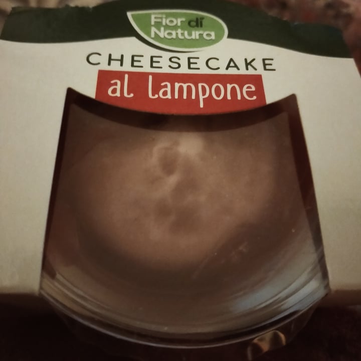 photo of Fior di Natura Cheesecake al Lampone shared by @falkenmayerkaren on  07 Mar 2021 - review