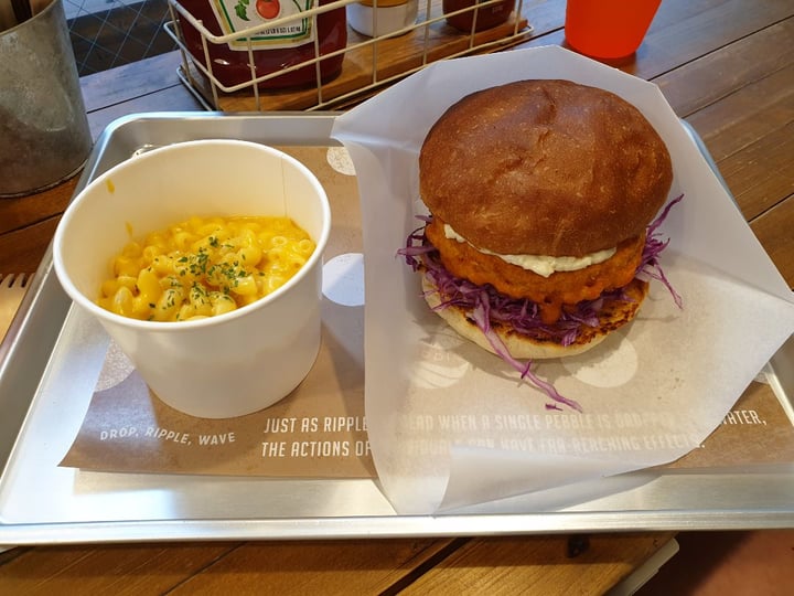 photo of AIN SOPH. Ripple Crispy Chicken Burger shared by @jordocon on  08 Sep 2019 - review