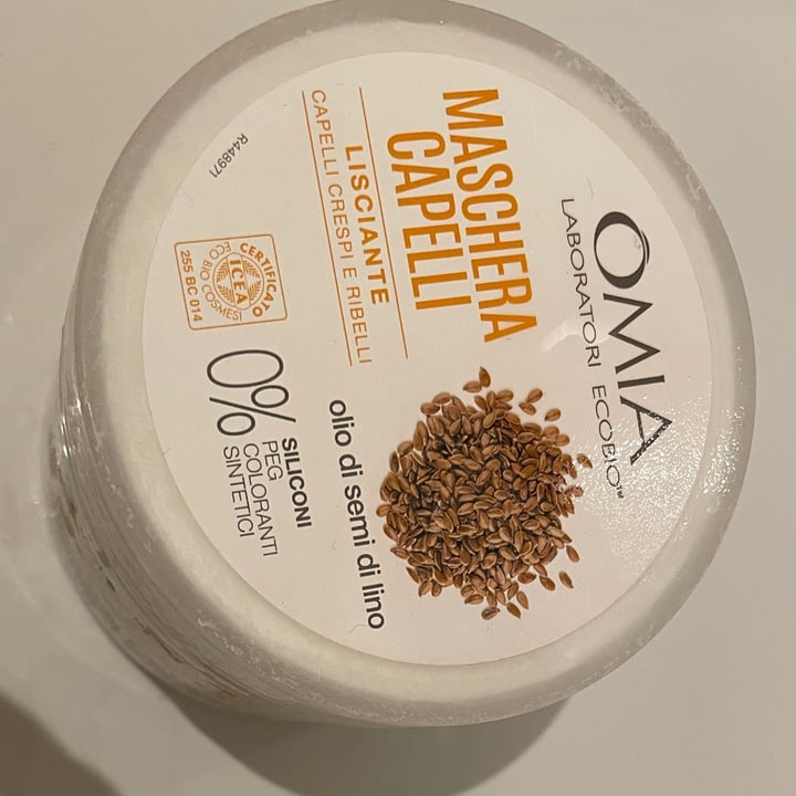 photo of Omia laboratori ecobio Maschera capelli olio di semi di lino shared by @francesca0607 on  11 Jun 2022 - review