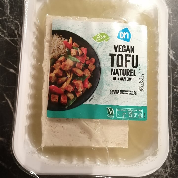review photo of Albert Heijn AH Vegan tofu naturel shared by @giulsriv on 10 Mar 2022 - review