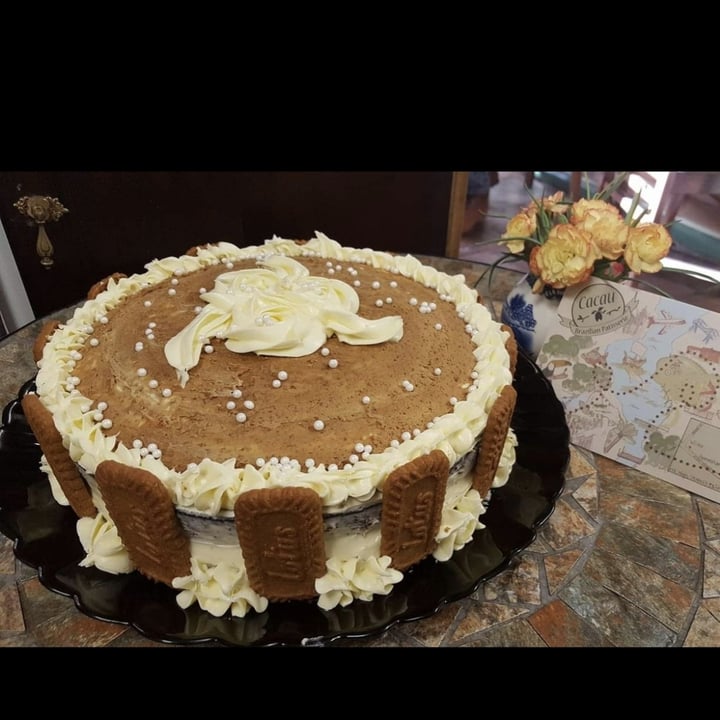 review photo of Cacau Brazilian Patisserie Biscoff Cake shared by @roseperiotto on 11 May 2022 - review