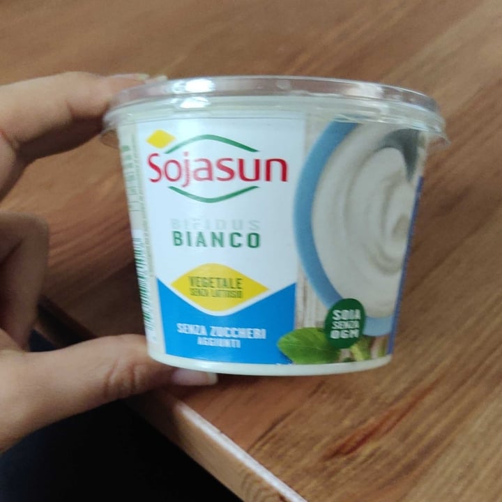 photo of Sojasun Bifidus Bianco Senza Zuccheri Aggiunti shared by @farfallina17 on  26 Apr 2022 - review