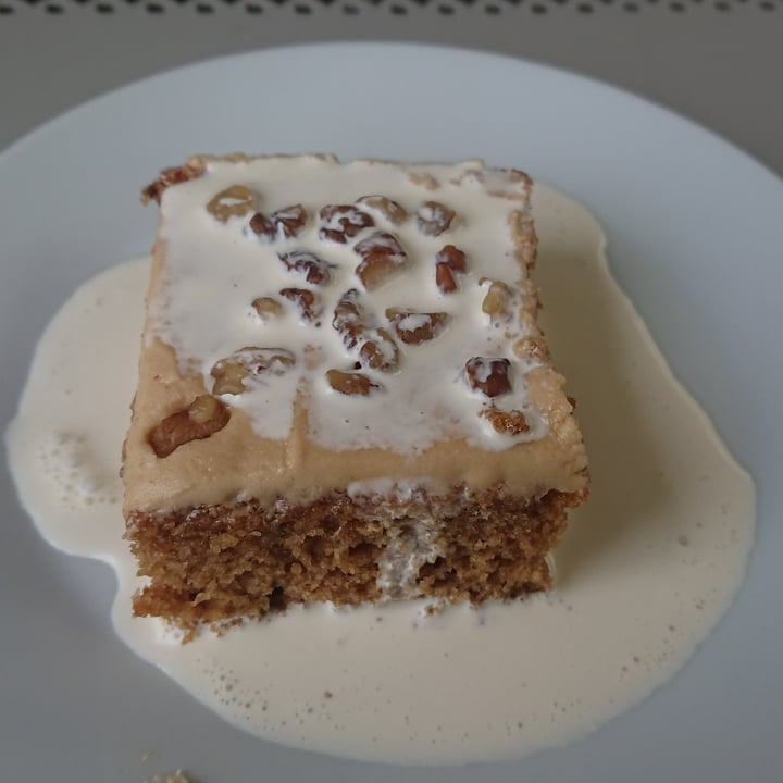 photo of The Retreat Animal Rescue Coffee and walnut cake shared by @sunmoony on  30 Oct 2021 - review