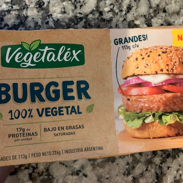 photo of Vegetalex Burger 100% Vegetal shared by @constanzadeoll on  11 Feb 2022 - review