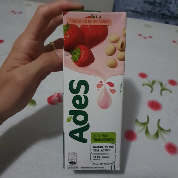 review photo of Ades AdeS Com Suco De Morango - 1 Litro shared by @vnalmeida on 30 Apr 2022 - review