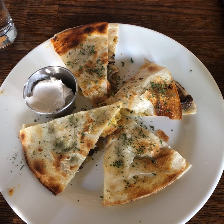 photo of Seasoned Vegan Quesadilla shared by @nhui100 on  28 Jul 2019 - review
