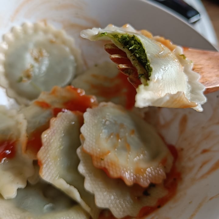 photo of Plant Kitchen (M&S) Spinach Ravioli shared by @vervy on  19 Mar 2022 - review
