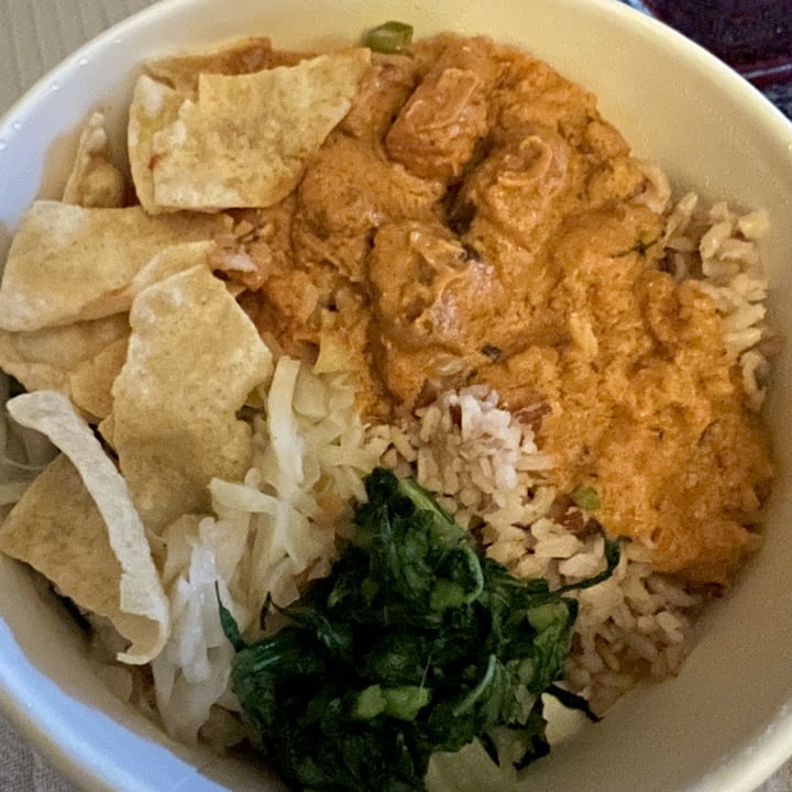 photo of Gokul RAAS Vegetarian plant based butter chicken bowl shared by @chefchrissy68 on  12 Nov 2022 - review
