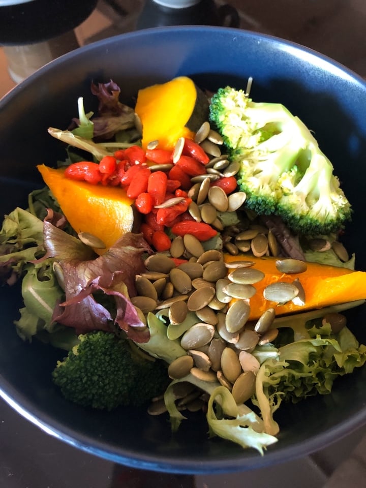photo of DON HO - Social Kitchen & Bar Vegan salad shared by @delphinesupanya on  21 Mar 2020 - review