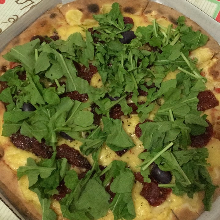 photo of Tutti Pizza - Vila Formosa Pizza vegana razzo shared by @katiasimone on  08 Nov 2021 - review