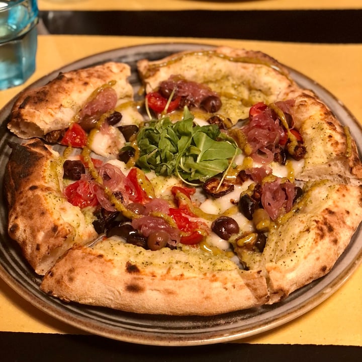 photo of Locanda Sa Matracca Cagliari Pizza Veggy shared by @violino on  03 Dec 2022 - review