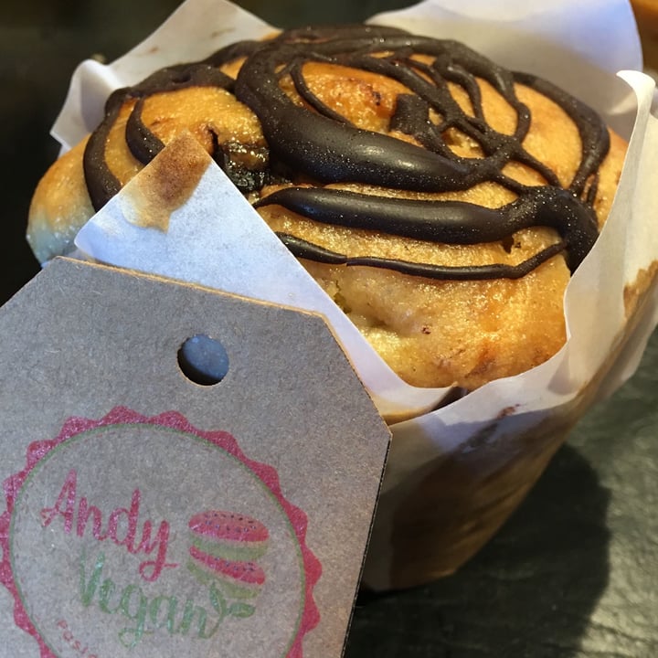 photo of Andy vegan Muffin shared by @agoscolo89 on  06 Nov 2021 - review