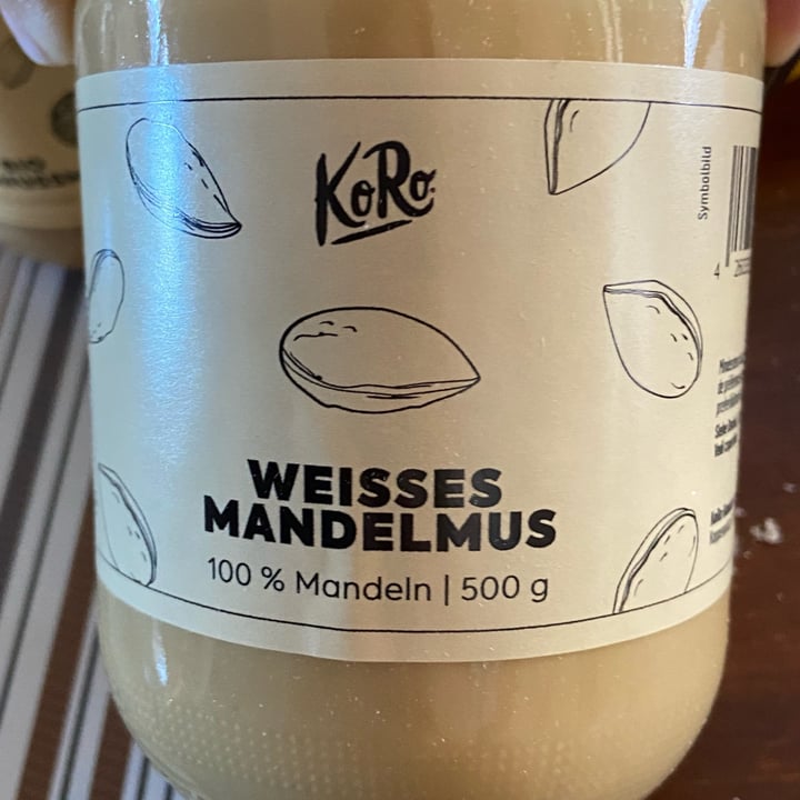 photo of Koro Mandelmuss weiss shared by @agnesemaiorani on  17 Dec 2021 - review