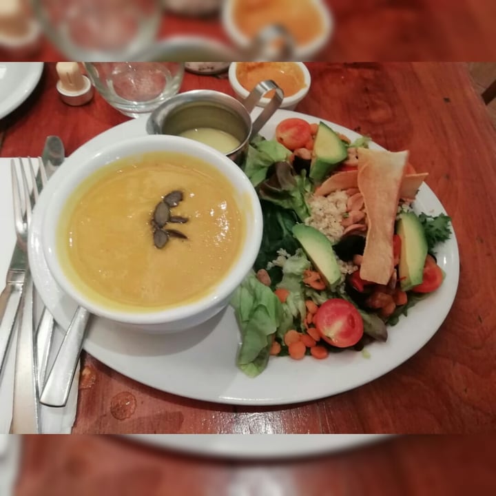 photo of El Huerto Sopa y ensalada shared by @unknownsoldier on  19 Mar 2020 - review
