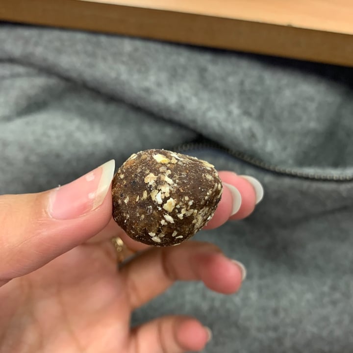 review photo of The Protein Ball Co. Apple Blueberry protein Balls shared by @gymu on 12 Nov 2019 - review