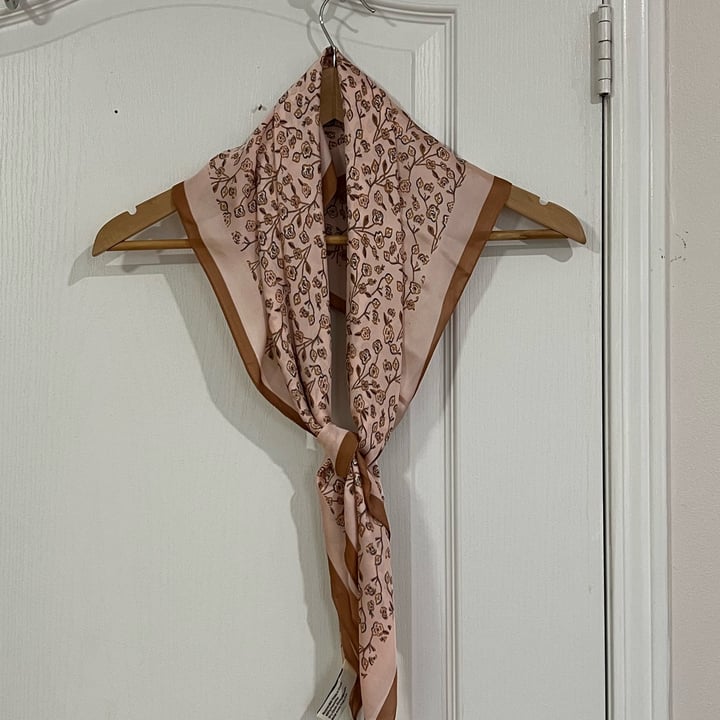 photo of Cleobella Silky Scarf shared by @caariinaa on  21 Apr 2022 - review