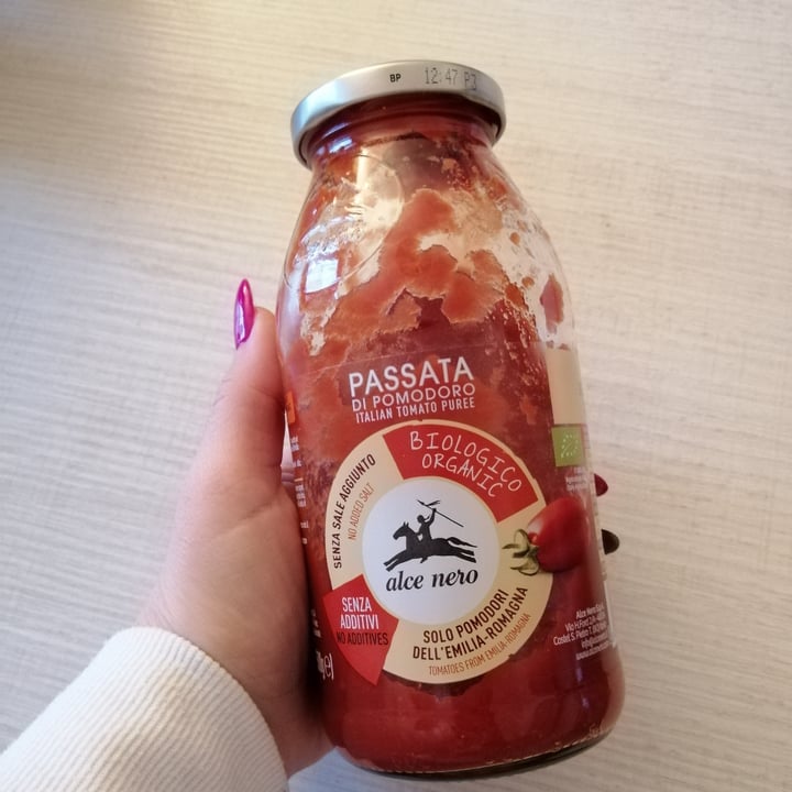 photo of Alce Nero Passata di pomodoro shared by @aliceveg on  02 Mar 2022 - review