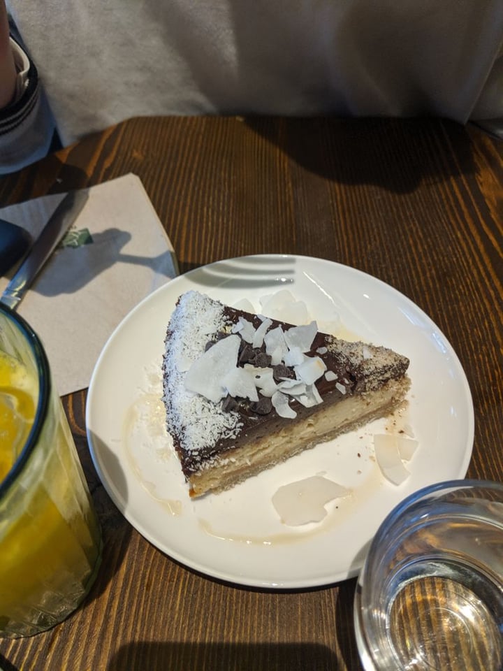 photo of Wholywood Vegan Street Food Cheesecake Gluten Free Chocolate shared by @annaefenton on  04 Jan 2020 - review