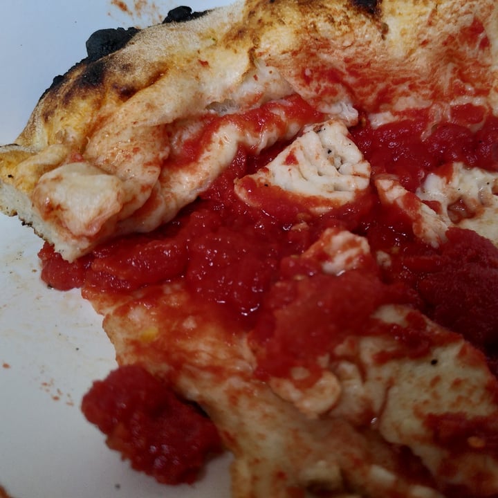 review photo of Pizzeria Assaje Trieste D.O.P vegana shared by @mavina on 22 Apr 2022 - review