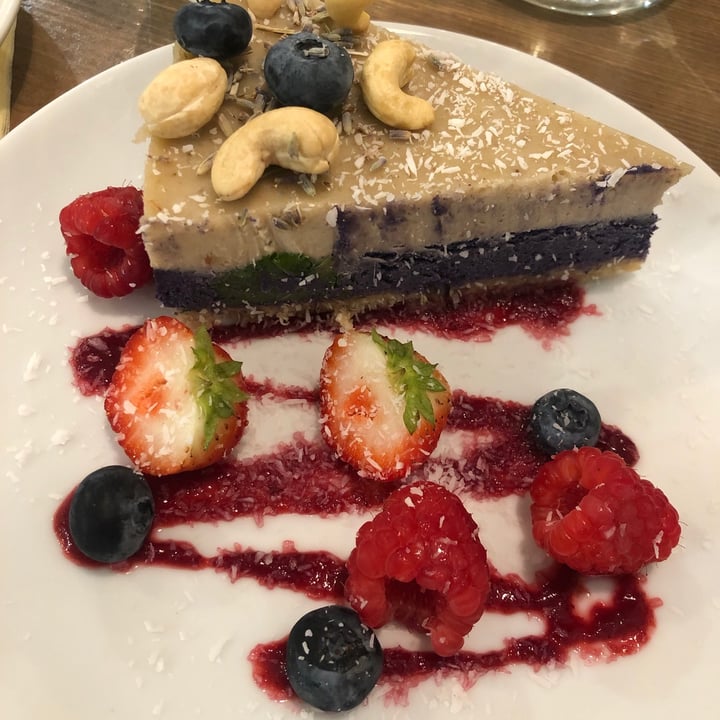 review photo of MyRaw Café Lavandercheesecake shared by @eleonoramaini on 09 Aug 2021 - review
