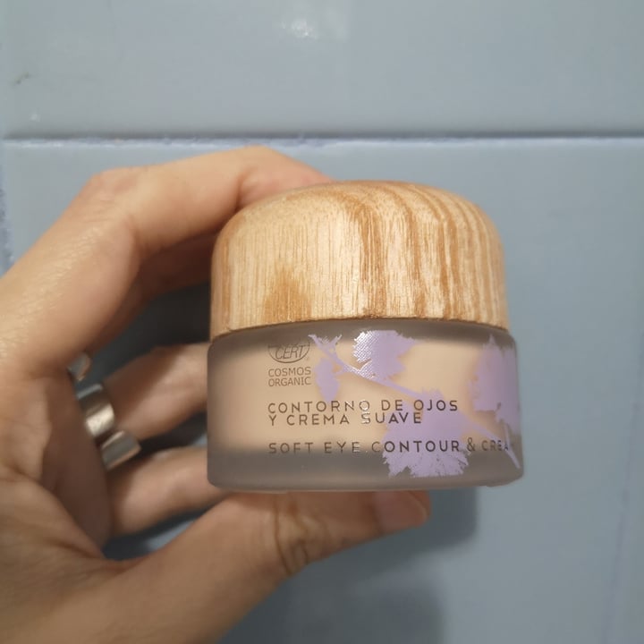 review photo of Naobay Crema de Contorno de Ojos shared by @romc on 05 Jun 2021 - review