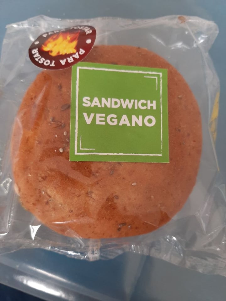 photo of Costumbres Argentinas Sándwich Vegano shared by @yamilaleuy on  29 Nov 2019 - review